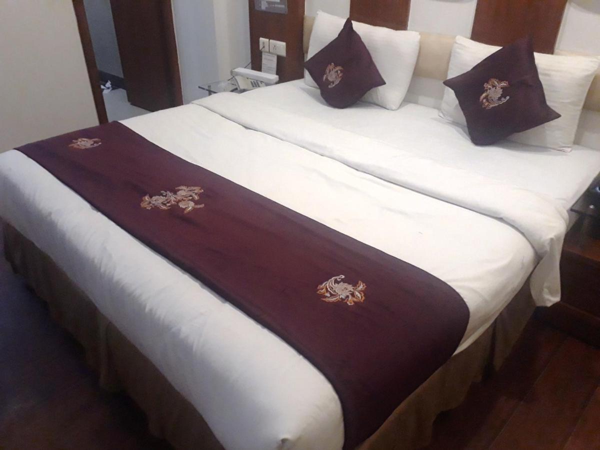 Hotel King Plaza Нью-Делі Екстер'єр фото